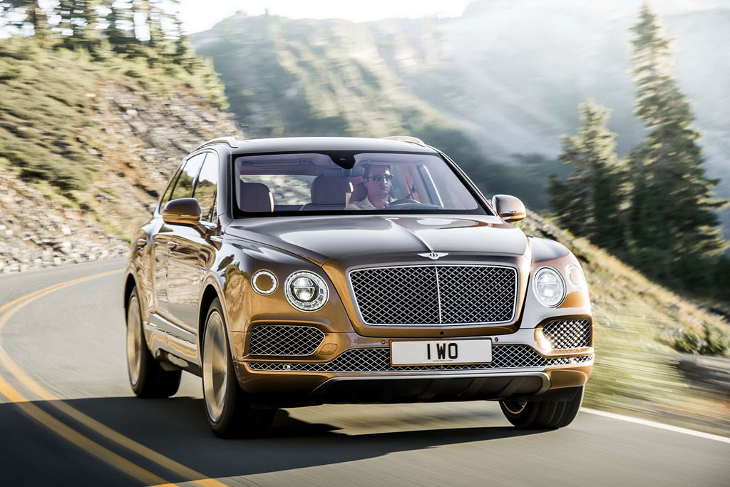 Bentley Bentayga: первый внедорожник в истории фирмы.