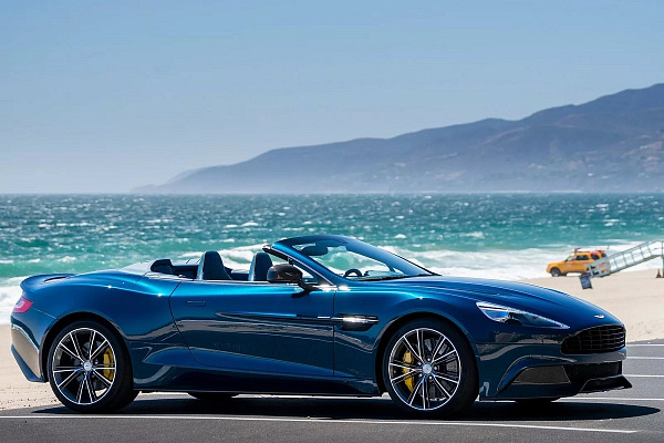 Aston Martin заявил что сделает все свои модели гибридными.
