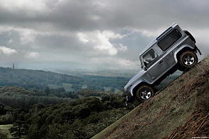 Land-Rover-Defender-Station-Wagon-3door-2011-1280x800-006.jpg